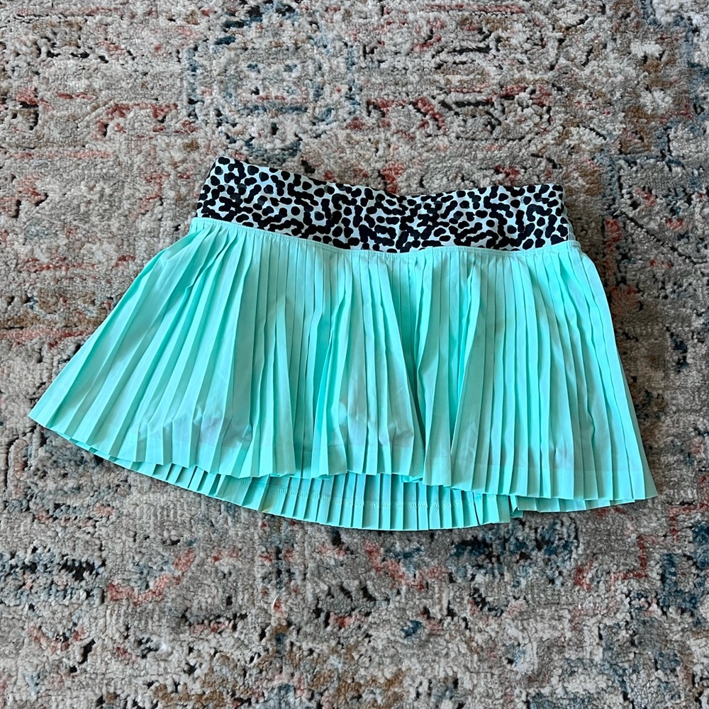 Lululemon tennis skort sz 6